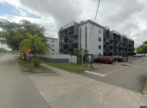 apt-205-13500 Ne 3rd Ct, North Miami, FL, 33161-3647 | Card Image