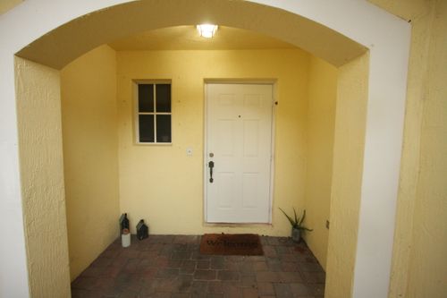 945 Imperial Lake Rd, West Palm Beach, FL, 33413-1075 | Card Image