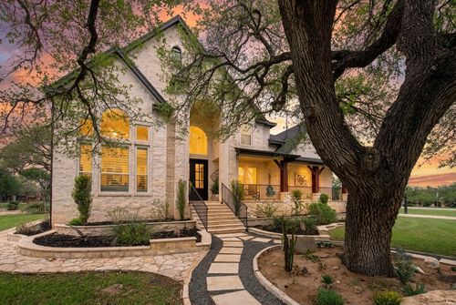 664 Ranchers Club Ln, Driftwood, TX, 78619-4283 | Card Image