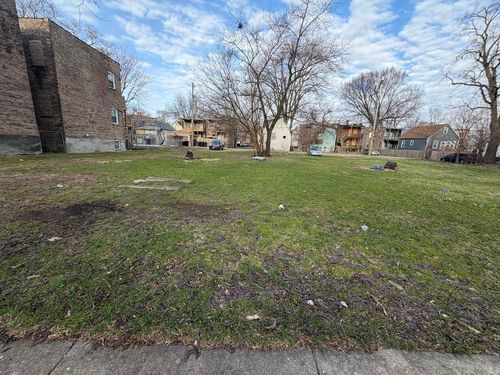 5734 S Carpenter St, Chicago, IL, 60621-1510 | Card Image