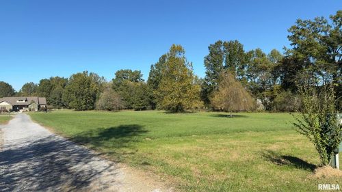 000 Ross Ln, Carbondale, IL, 62901 | Card Image