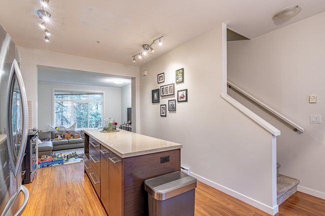 18 - 550 Browning Place, Townhouse with 2 bedrooms, 2 bathrooms and 2 parking in North Vancouver BC | Image 13