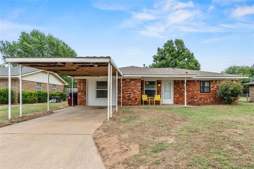 509 S Prouty Ave, Watonga, OK, 73772-5213 | Card Image