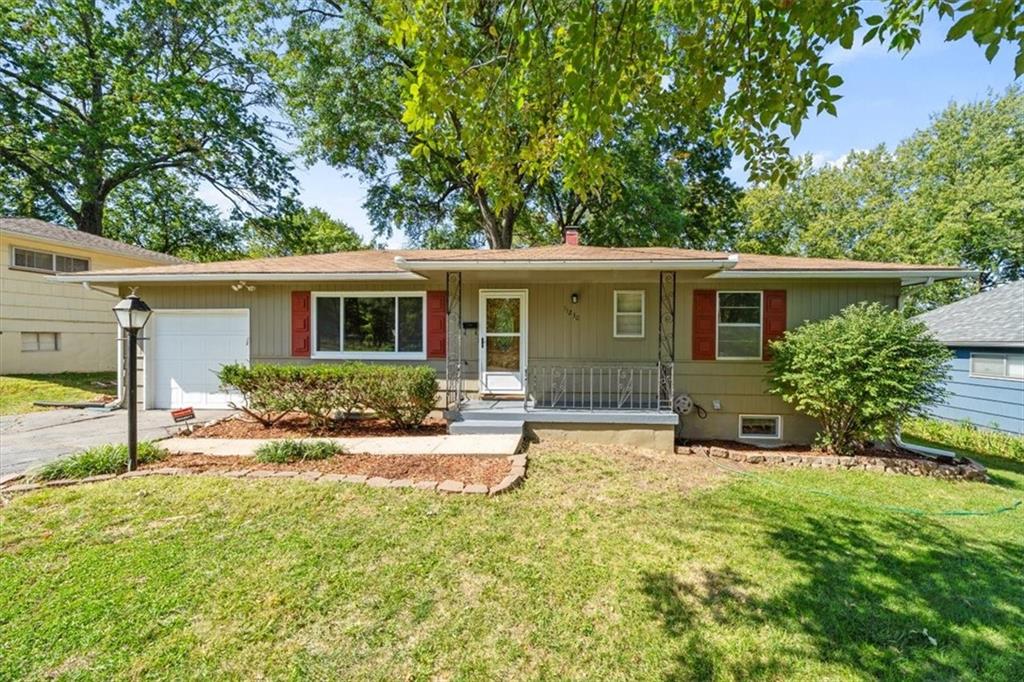 Jackson Ave, Kansas City, MO 64137