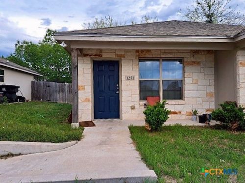 1251 Honor Ln, Temple, TX, 76501-6250 | Card Image