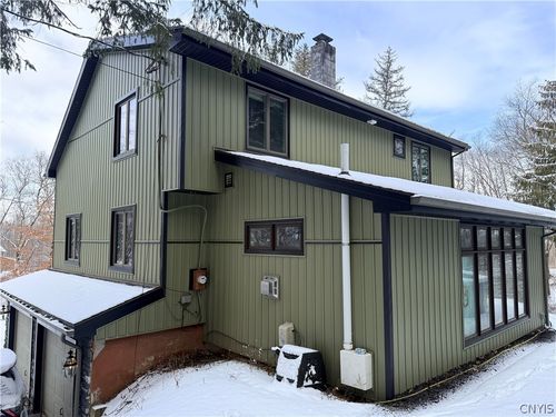 211 Sweetland Rd, Cortland, NY, 13045-9201 | Card Image