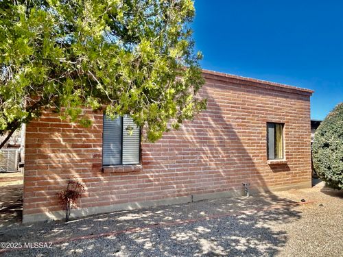 150 E Verde Vis, Green Valley, AZ, 85614-2432 | Card Image