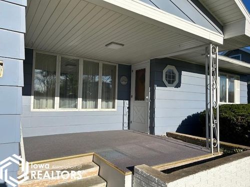205 Carson Ave, Iowa Falls, IA, 50126-1710 | Card Image