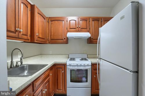 2nd-1515 Woodcrest Cir, HARRISBURG, PA, 17112-1944 | Card Image