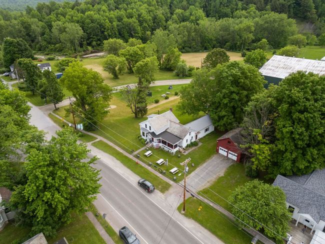 208 Main St, House other with 4 bedrooms, 3 bathrooms and null parking in Cambridge VT | Image 53
