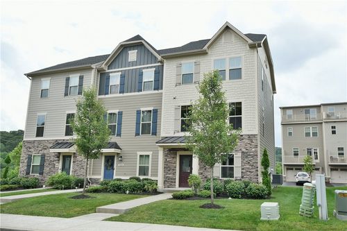 456 Fairmont Dr, Marshall, PA, 15090 | Card Image