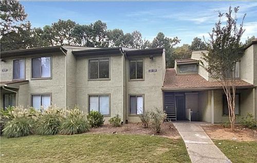 224 Seasons Pkwy, Norcross, GA, 30093-3125 | Card Image