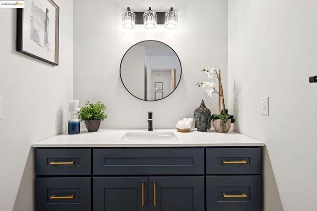 APT-320 - 960 Shorepoint Ct, Condo with 2 bedrooms, 2 bathrooms and 2 parking in Alameda CA | Image 46