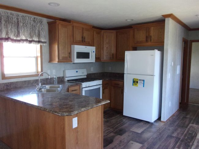LOT-16 - 59 Shadow Lake Rd, House other with 2 bedrooms, 2 bathrooms and null parking in Salem NH | Image 6
