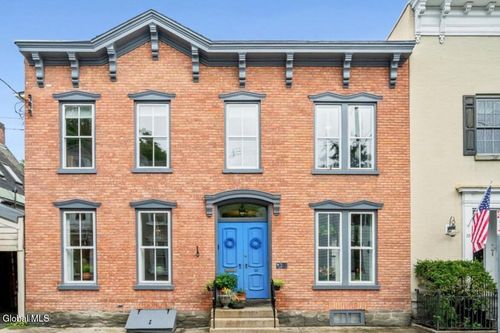 33 Front St, Schenectady, NY, 12305-1301 | Card Image