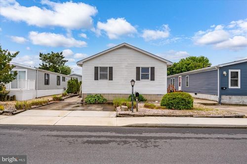 709 Gulf Stream Dr, OCEAN CITY, MD, 21842-5895 | Card Image