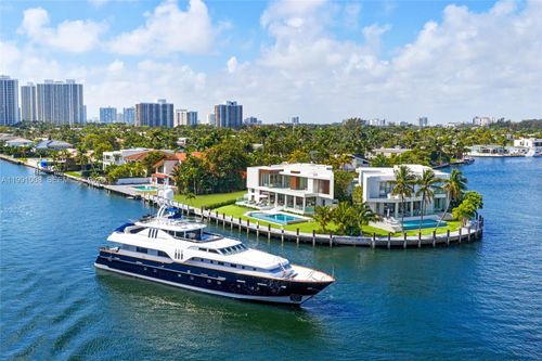 503 Palm Dr, Hallandale Beach, FL, 33009-6533 | Card Image