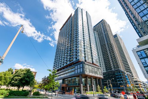 3202-19 Western Battery Rd, Toronto, ON, M6K0E3 | Card Image