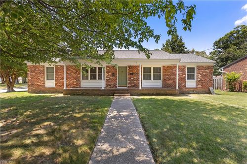 855 Wilmont Lane, Newport News, VA, 23608 | Card Image