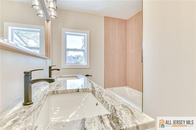 32 Campbell Ave, House other with 5 bedrooms, 3 bathrooms and null parking in Edison NJ | Image 9