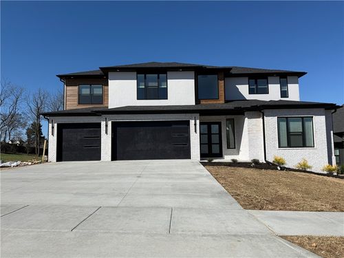 400 Sw Autumn Hills Rd, Bentonville, AR, 72712-7101 | Card Image