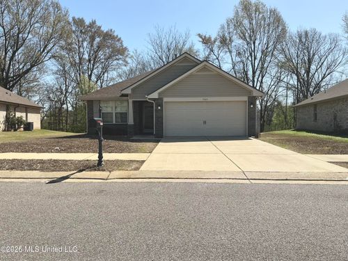 8426 Park Pike Dr, Southaven, MS, 38671-7369 | Card Image