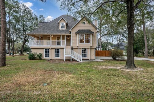 701 Ravensworth Dr, Conroe, TX, 77302-3739 | Card Image