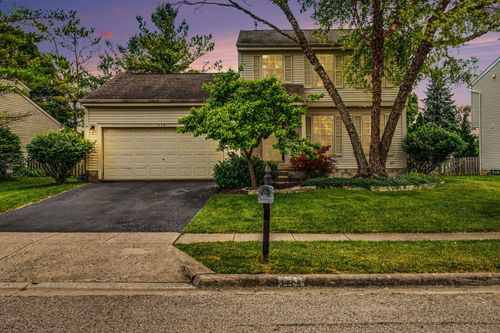 634 Infantry Dr, Galloway, OH, 43119-8659 | Card Image