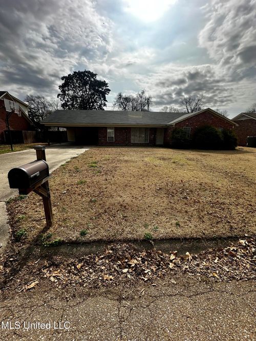 120 Plantation Drive, Leland, MS, 38756 | Card Image