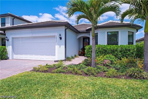 10537 Ventana Court, NAPLES, FL, 34120 | Card Image