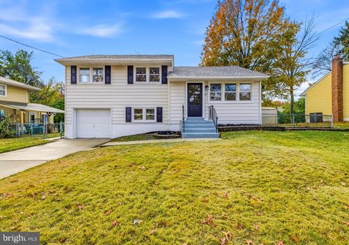 27 Beaver Dr, BARRINGTON, NJ, 08007-1407 | Card Image