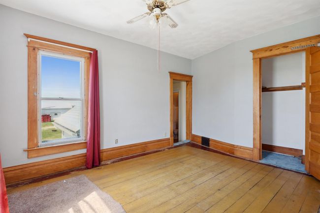 1827 N Pilot Grove Rd, Home with 4 bedrooms, 1 bathrooms and null parking in Dunkerton IA | Image 14