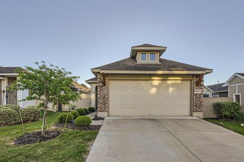 18013 Lungo St, Pflugerville, TX, 78660-5980 | Card Image