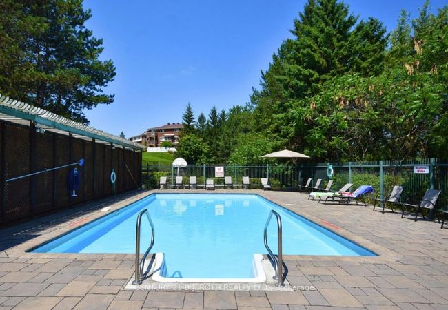 9 Evergreen Crt, Condo with 3 bedrooms, 3 bathrooms and 1 parking in Barrie ON | Image 40