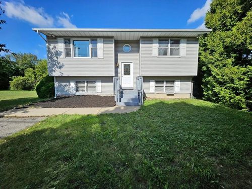 647 N Calumet Rd, Chesterton, IN, 46304 | Card Image