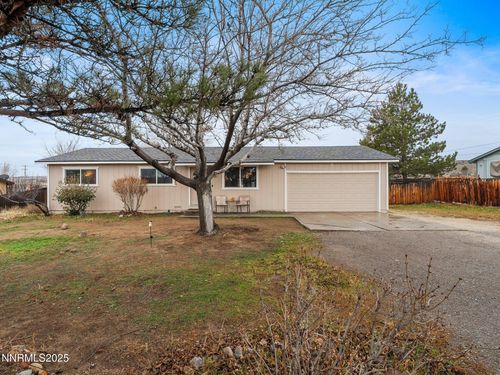 5700 Dolores Dr, Sparks, NV, 89436-6606 | Card Image