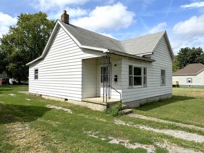 516 N Division Street, House other with 2 bedrooms, 1 bathrooms and null parking in Mount Carmel IL | Image 1