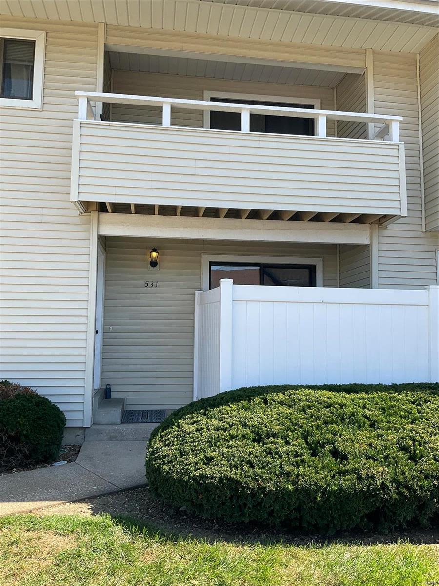 Summer Winds Ln, Saint Peters, MO 63376