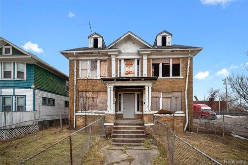 247 Midland St, Highland Park, MI, 48203-3730 | Card Image