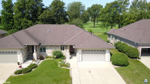 2200 Country Club Dr, Mason City, IA, 50401-7323 | Card Image