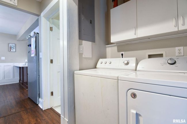 258 E Elm St, House other with 4 bedrooms, 2 bathrooms and null parking in Waverly IL | Image 12