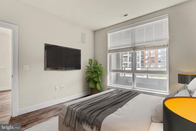 APT-209 - 1761 Old Meadow Rd, Condo with 2 bedrooms, 2 bathrooms and null parking in MCLEAN VA | Image 13