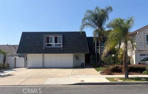 6082 Ronald Cir, Cypress, CA, 90630-3946 | Card Image