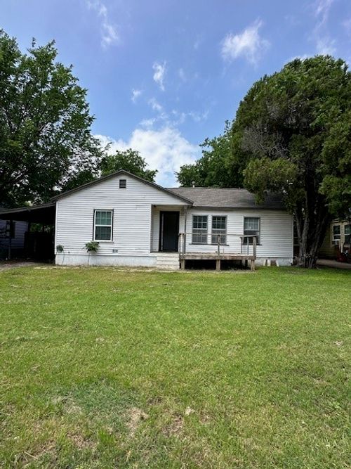 205 Hallvale Dr, White Settlement, TX, 76108-2125 | Card Image