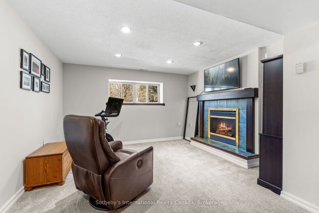 17 Sugarbush Rd, House other with 4 bedrooms, 2 bathrooms and 6 parking in Coldwater ON | Image 18