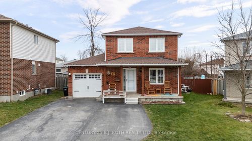 27 Golds Cres, Barrie, ON, L4N8R5 | Card Image
