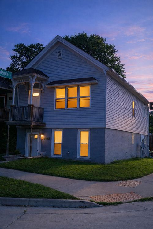 1748 S 4th St, Milwaukee, WI, 53204-4017 | Card Image