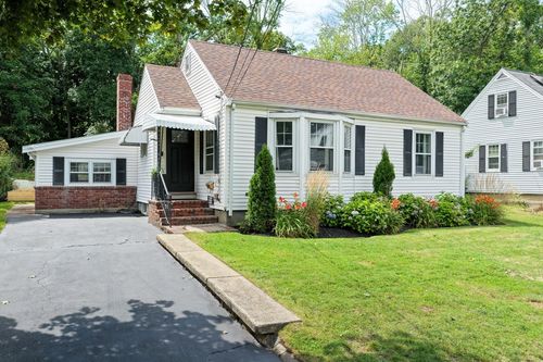 40 Oneida Ave, Brockton, MA, 02301-2510 | Card Image