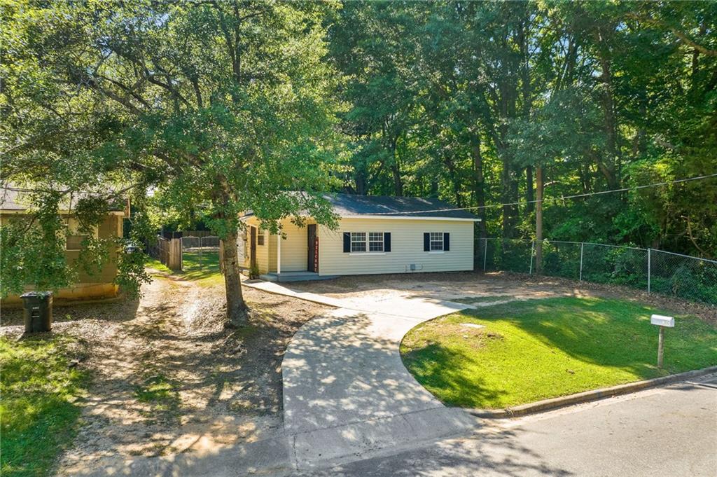 Hamer Pl, Opelika, AL 36801