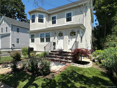 11 Ohio Ave, Port Washington, NY, 11050-2908 | Card Image